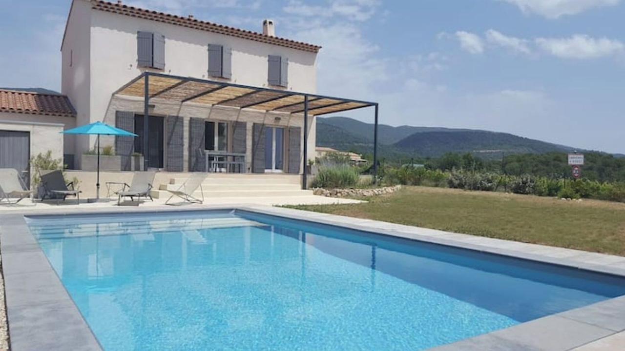 Photo of Outdoor in Cabrieres-dʼAigues
