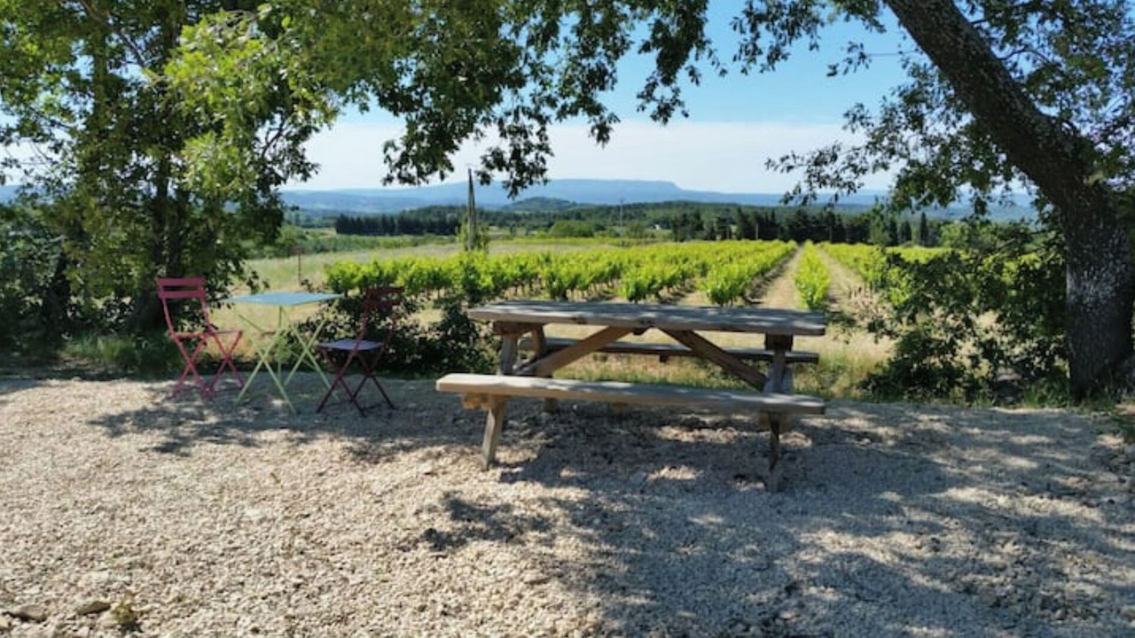 Photo of Outdoor in Cabrieres-dʼAigues