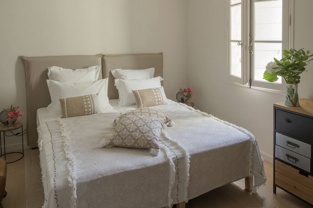 Photo of Bedroom in Maussane