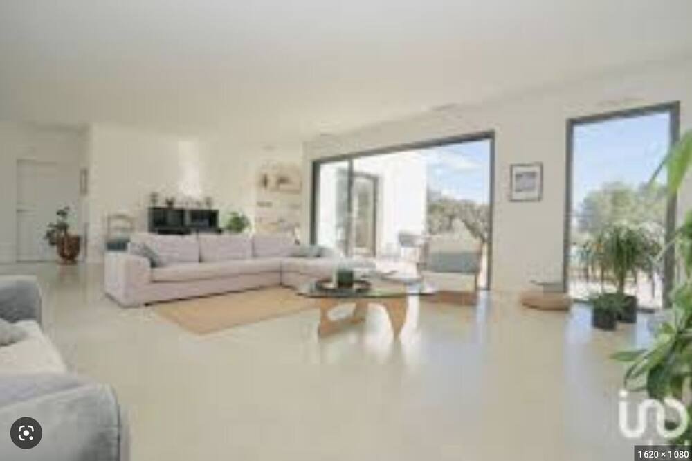 Photo of Livingroom in Quartier des Espesses