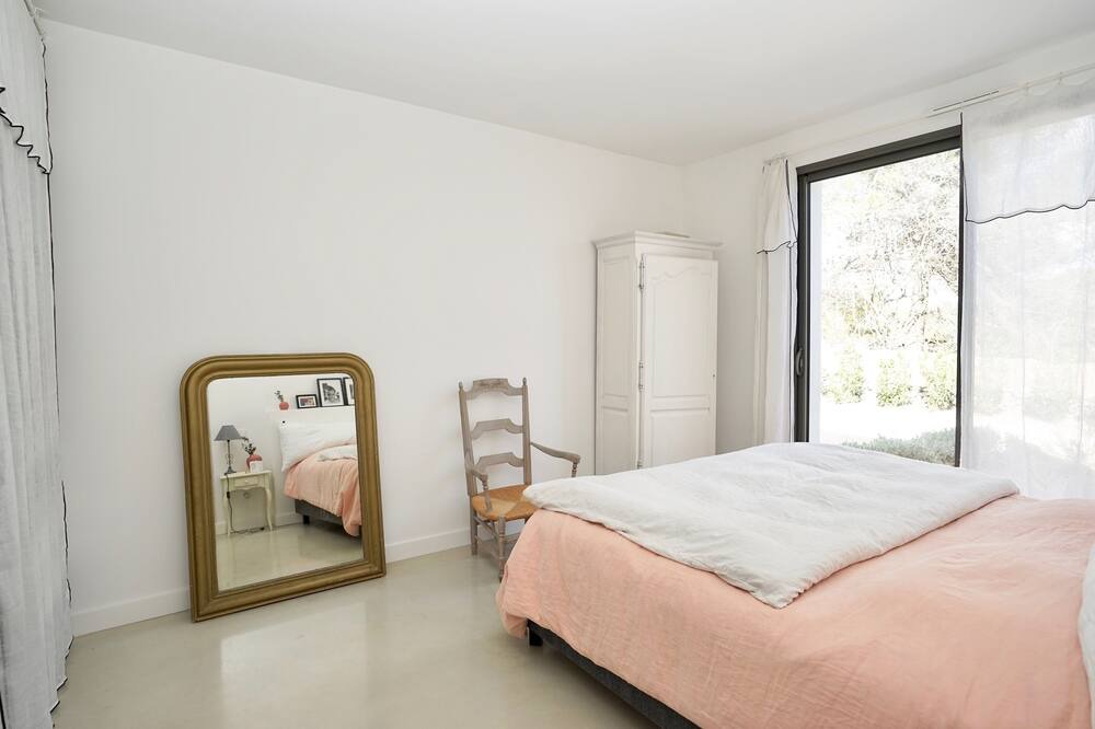 Photo of Bedroom in Quartier des Espesses
