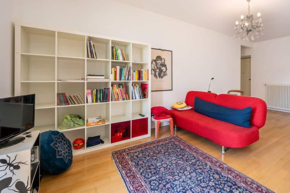 Photo of Livingroom in Carru