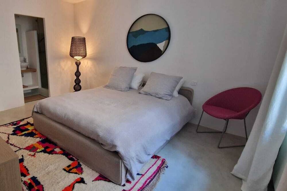 Photo of Bedroom in Arpaillargues-et-Aureillac