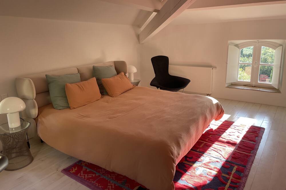 Photo of Bedroom in Arpaillargues-et-Aureillac