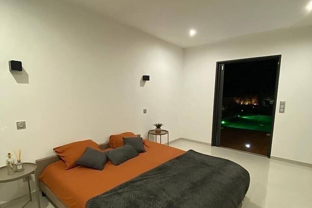 Photo of Bedroom in Caremeau