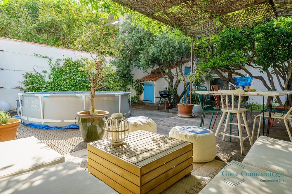 Photo of Outdoor in 8th Arrondissement