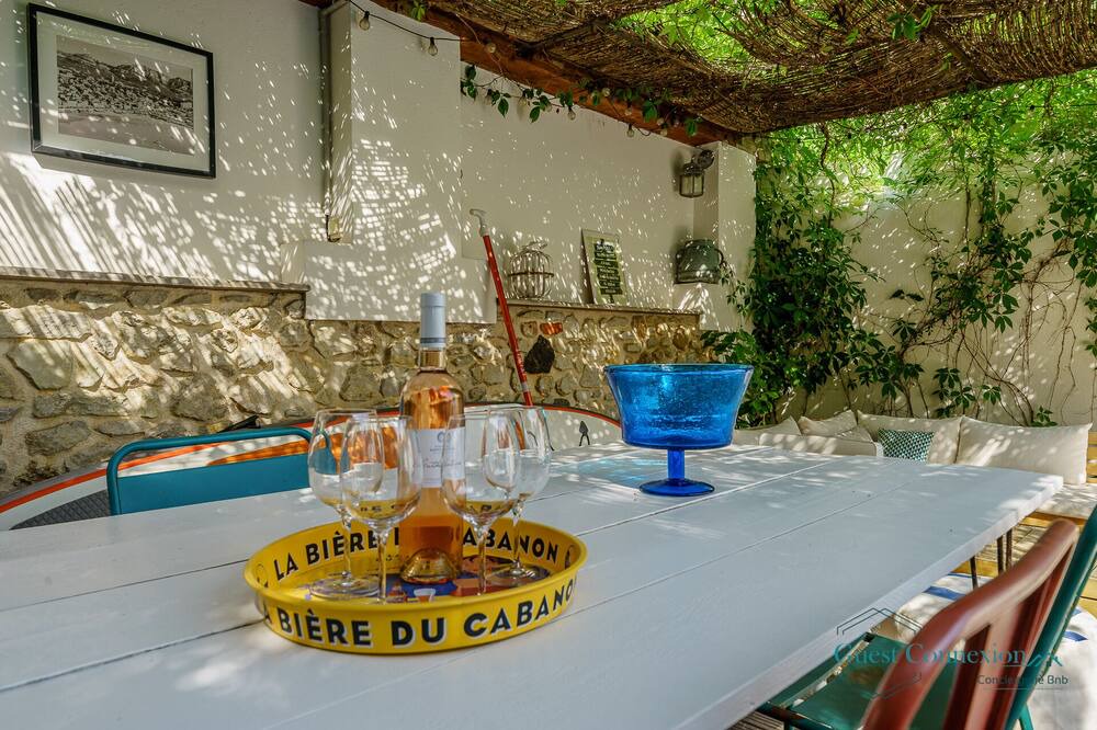 Photo of Outdoor in 8th Arrondissement