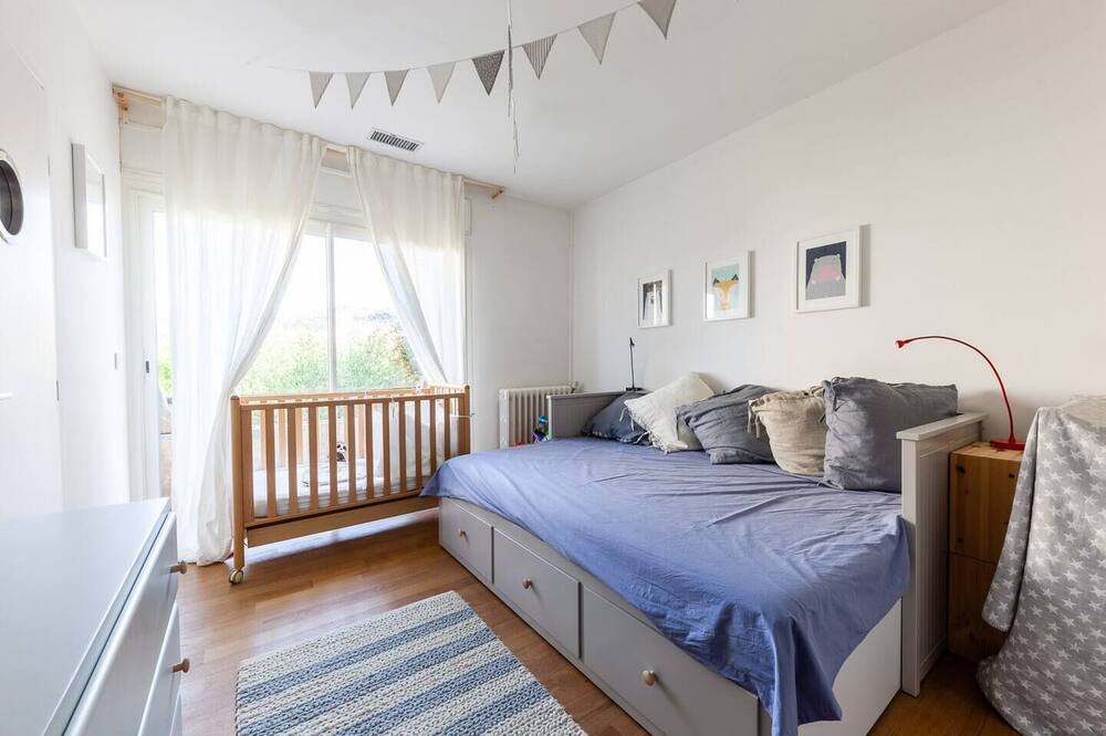 Photo of Bedroom in 8th Arrondissement