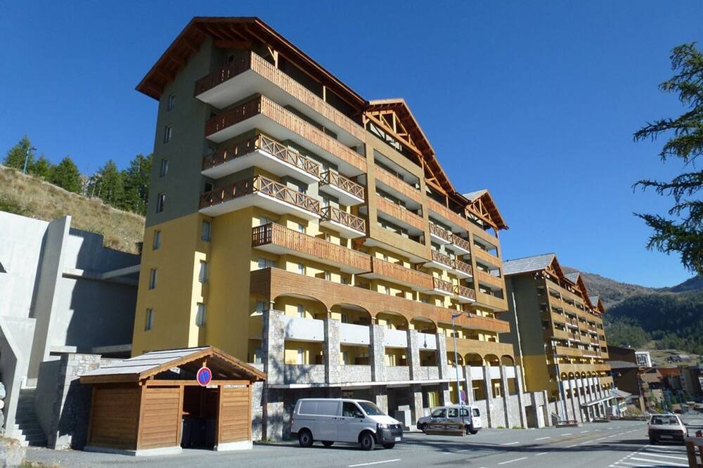 Photo of Outdoor in Isola