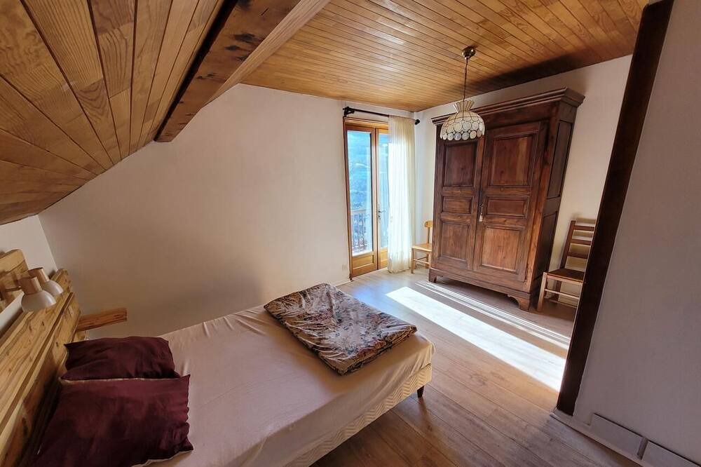 Photo of Bedroom in Guillestre