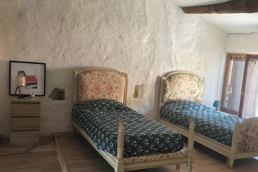 Photo of Bedroom in Barreme