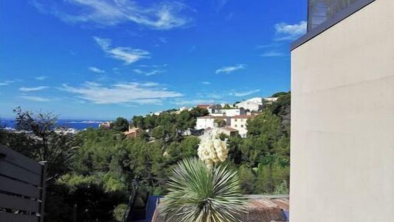 Photo of Outdoor in Verduron
