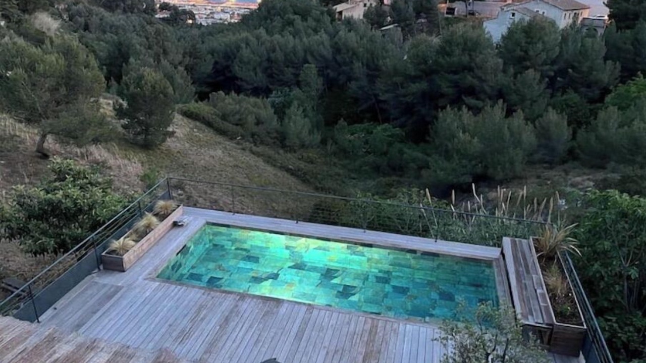 Photo of Outdoor in Verduron