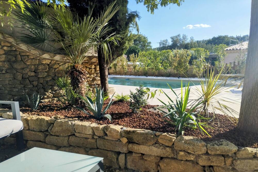 Photo of Outdoor in Miramas