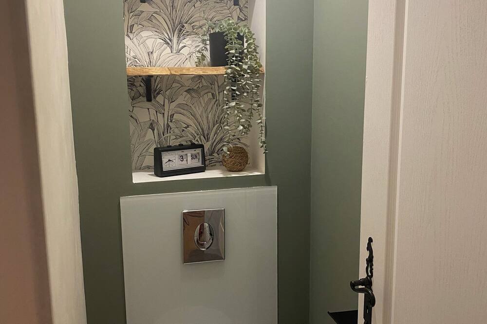 Photo of Bathroom in Miramas