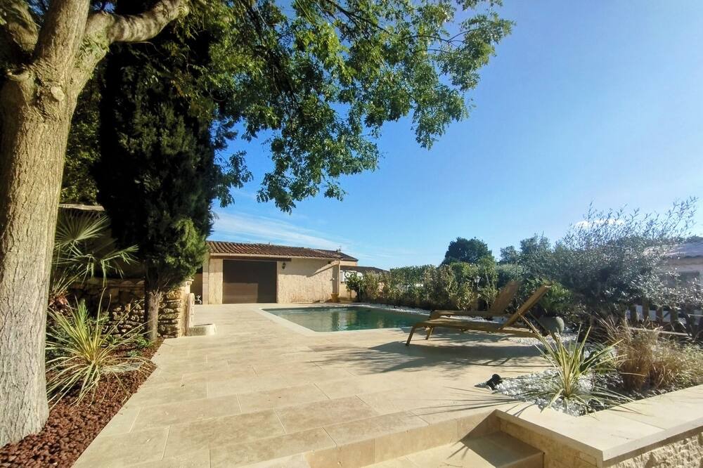 Photo of Outdoor in Miramas