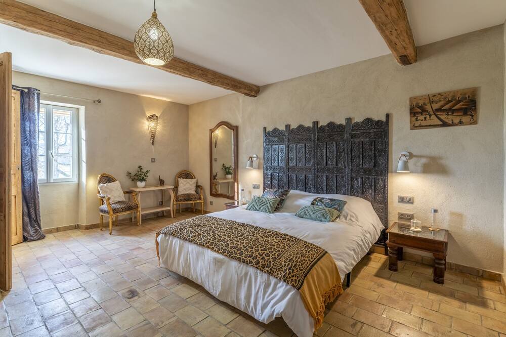 Photo of Bedroom in Lamanon