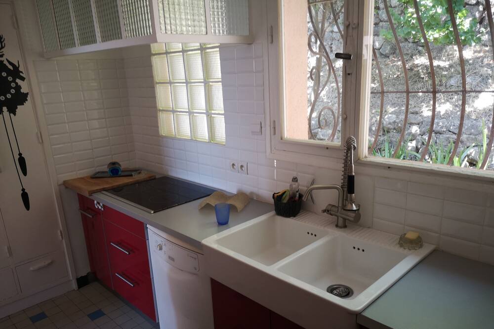 Photo of Kitchen in Seillans