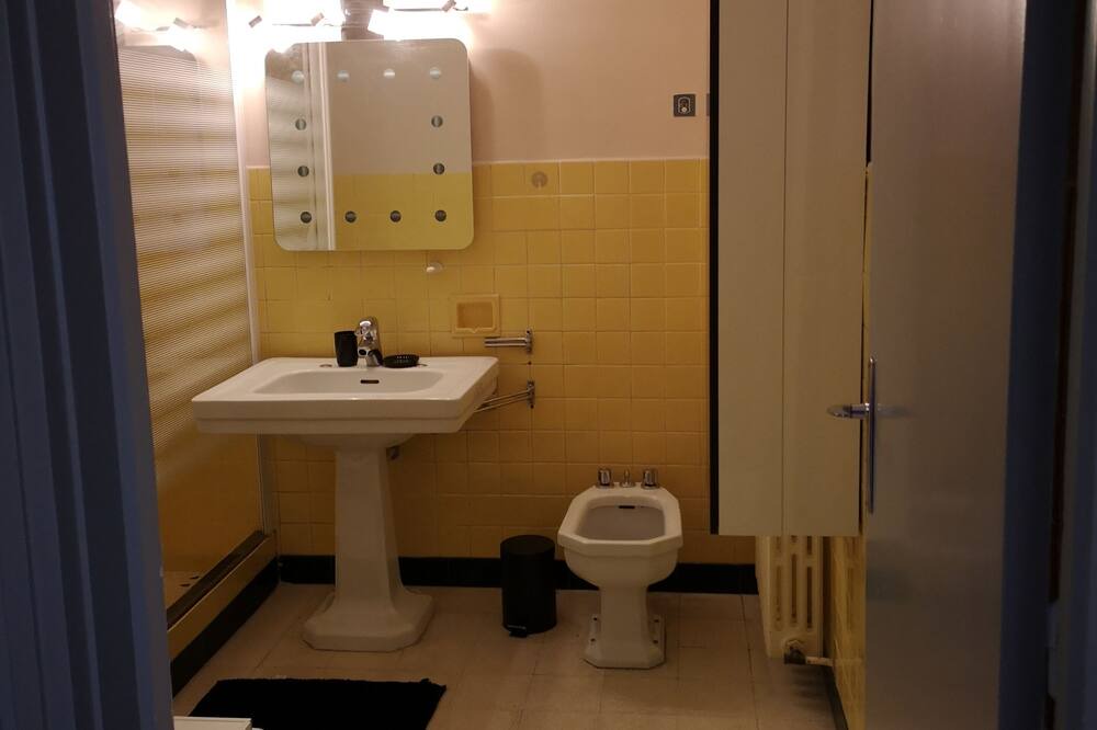 Photo of Bathroom in Seillans