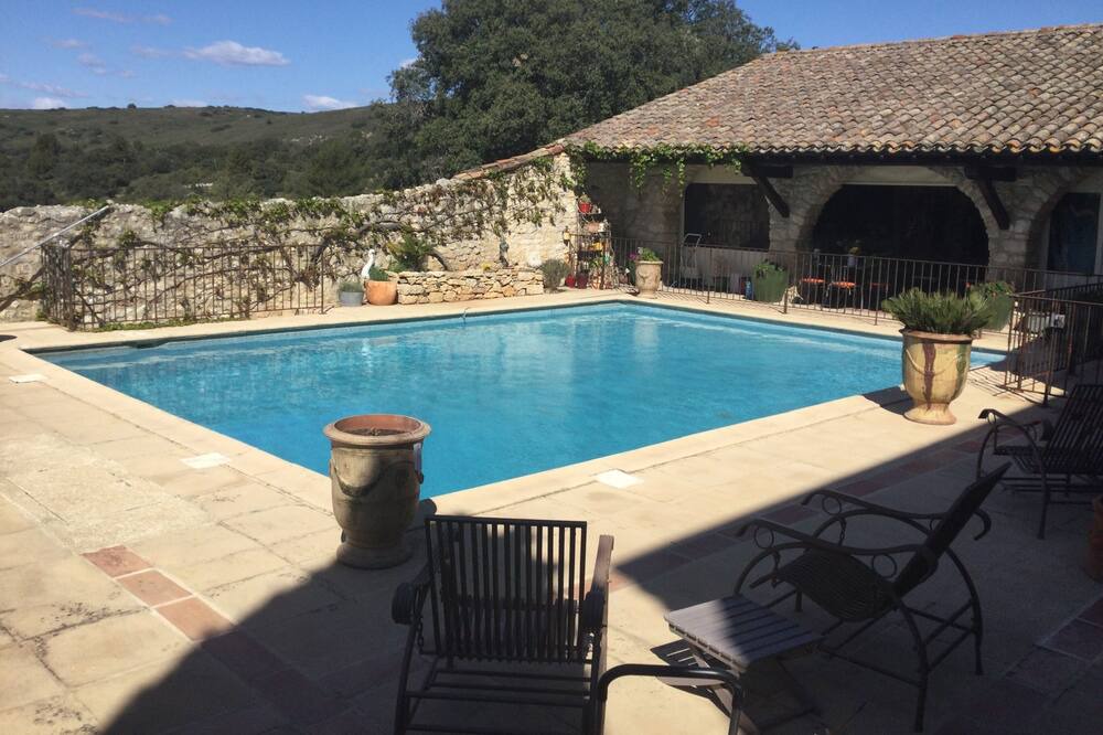 Photo of Outdoor in Aumelas