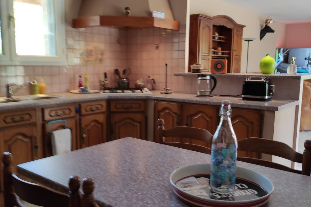 Photo of Kitchen in Murviel-les-Beziers