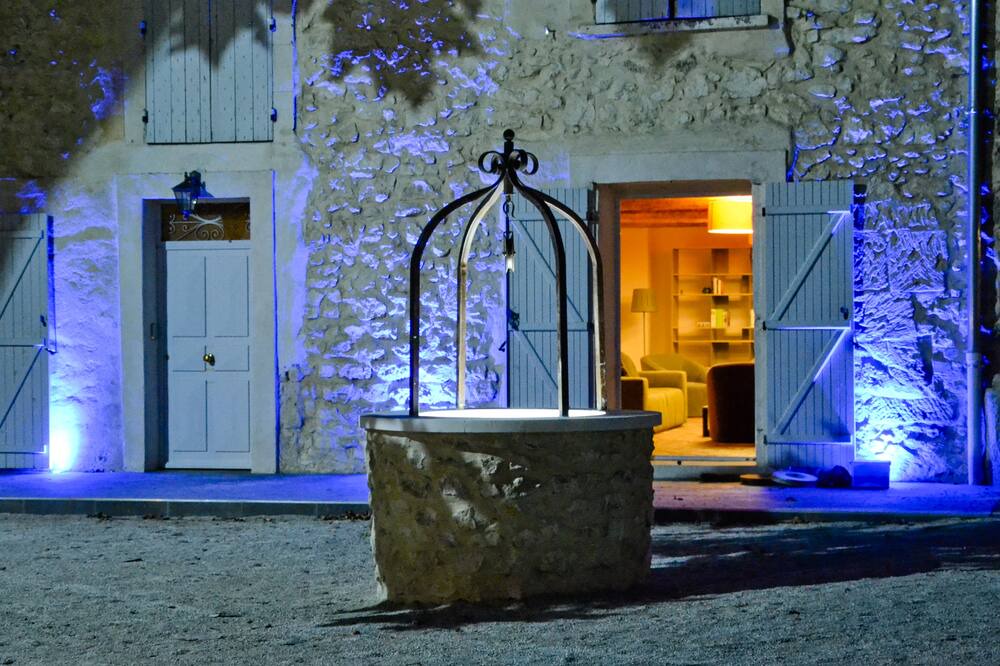 Photo of Outdoor in Saint-Andiol