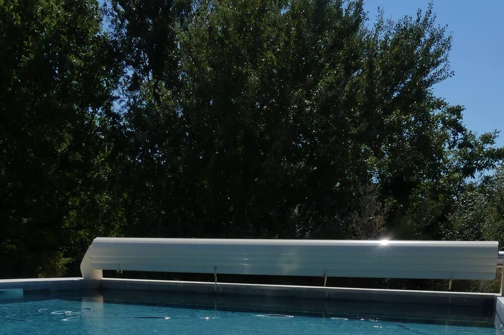 Photo of Outdoor in Cucuron