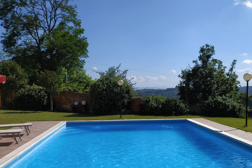 Photo of Outdoor in Marti