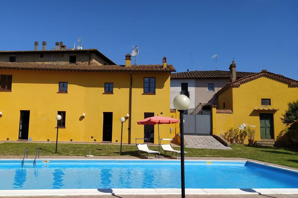 Photo of Outdoor in Marti
