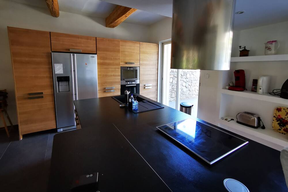 Photo of Kitchen in Roquebrun
