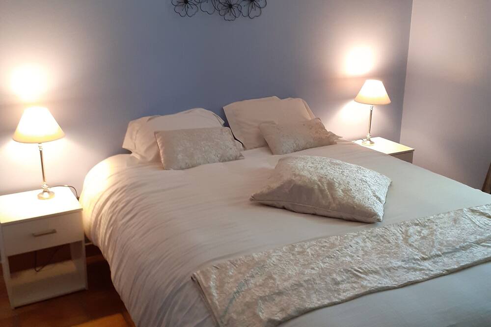 Photo of Bedroom in Aiglun
