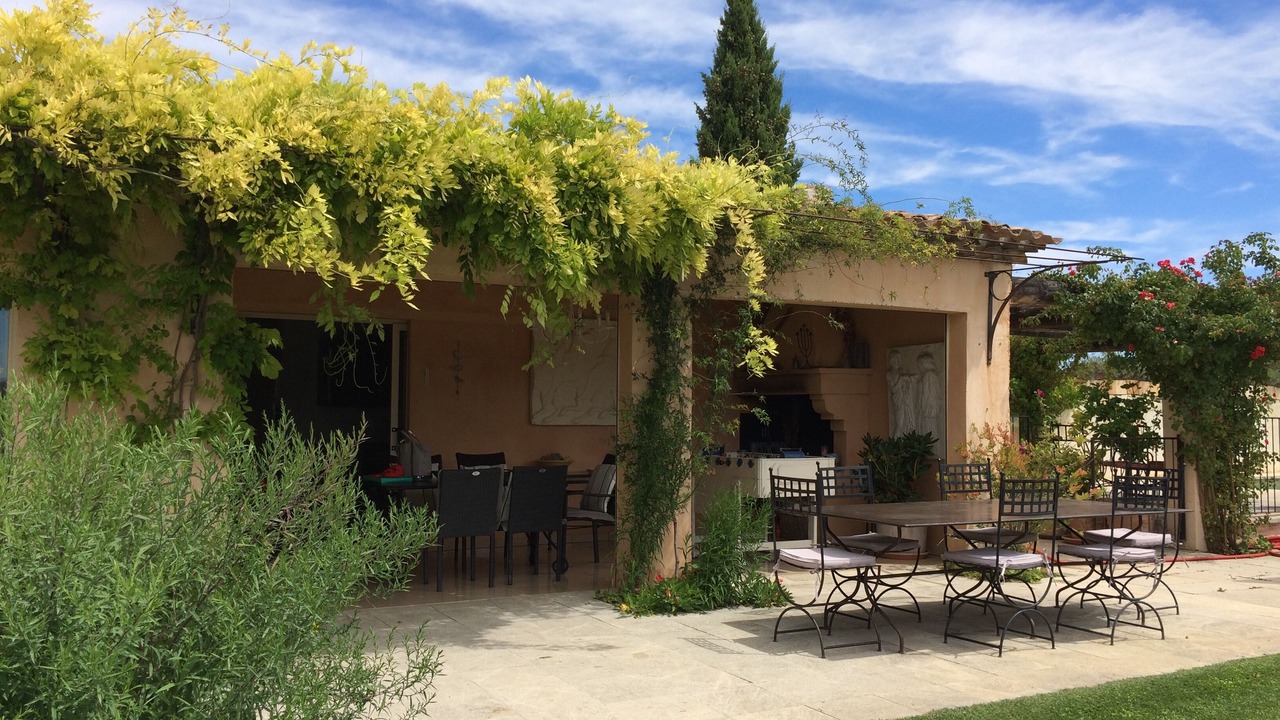 Photo of Outdoor in Saint-Martin-de-Castillon