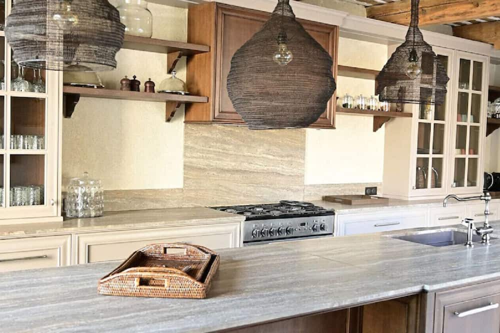 Photo of Kitchen in Maussane-les-Alpilles