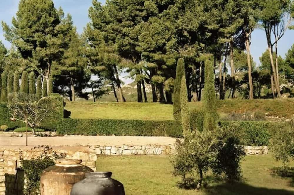 Photo of Outdoor in Maussane-les-Alpilles