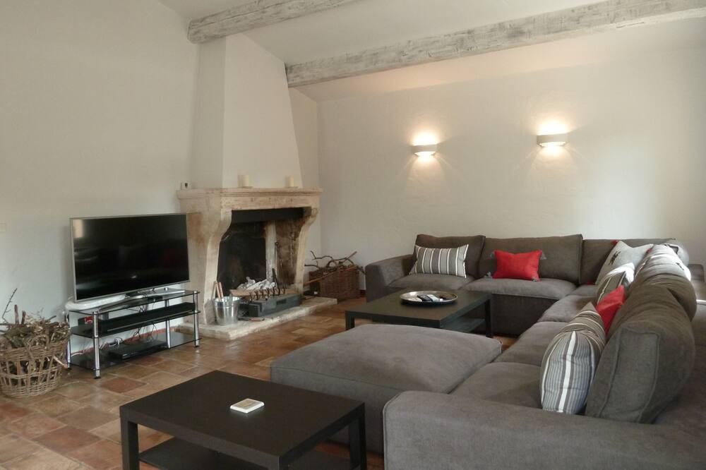 Photo of Livingroom in Bonnieux