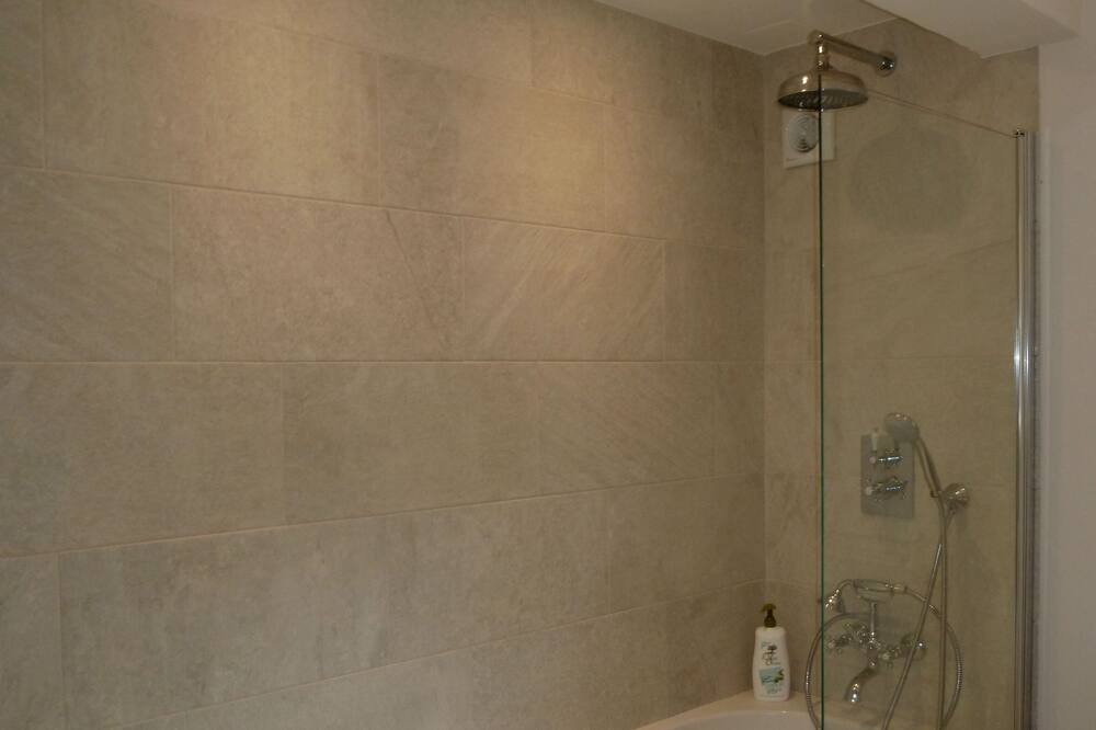 Photo of Bathroom in Bonnieux