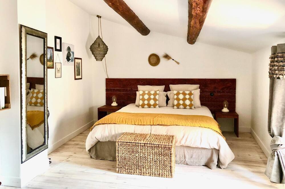 Photo of Bedroom in Saint-Jean-de-Ceyrargues