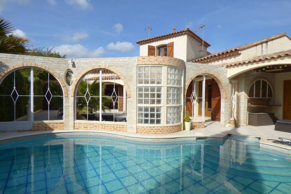 Photo of Outdoor in Villeneuve-les-Beziers