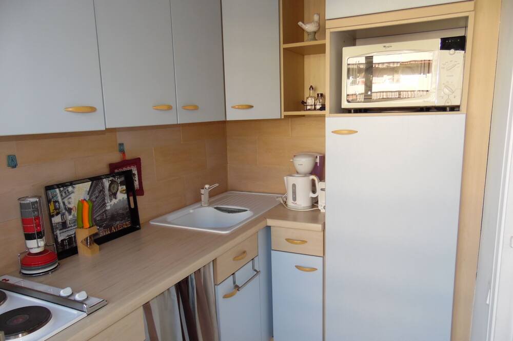 Photo of Kitchen in California - Pezou