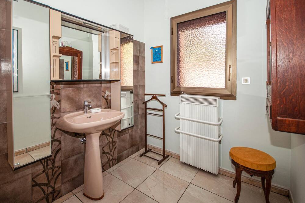Photo of Bathroom in Roquefort-les-Pins