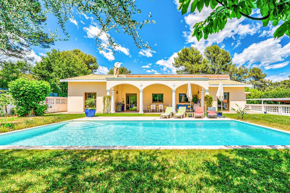 Photo of Outdoor in Roquefort-les-Pins
