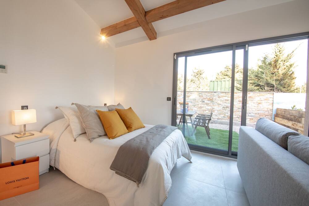 Photo of Bedroom in Guerrevieille