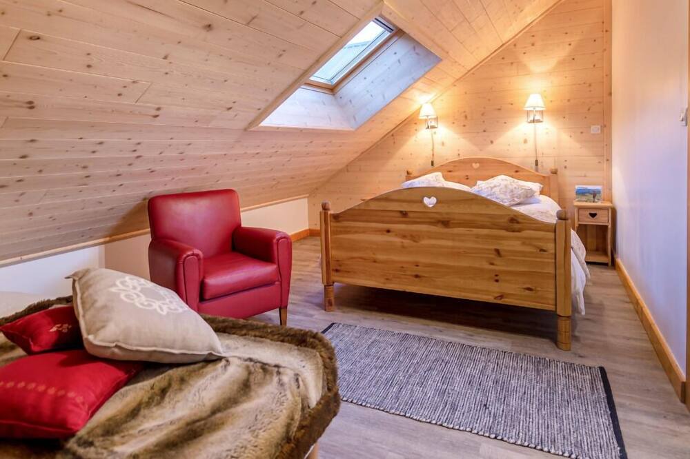 Photo of Bedroom in Montclar