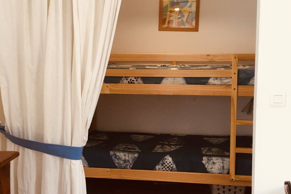 Photo of Bedroom in Pierrefeu-du-Var