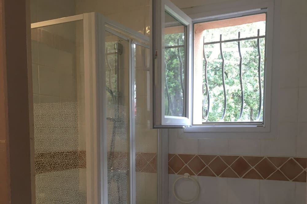 Photo of Bathroom in Pierrefeu-du-Var