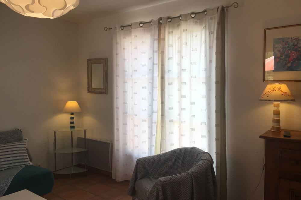 Photo of Bedroom in Pierrefeu-du-Var