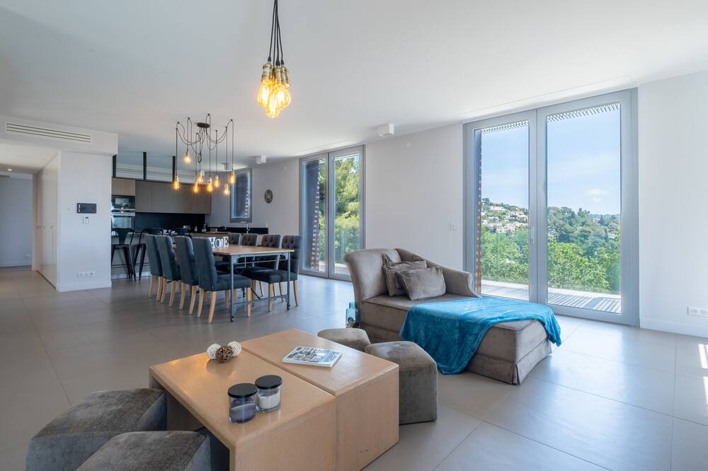 Photo of Livingroom in Mougins