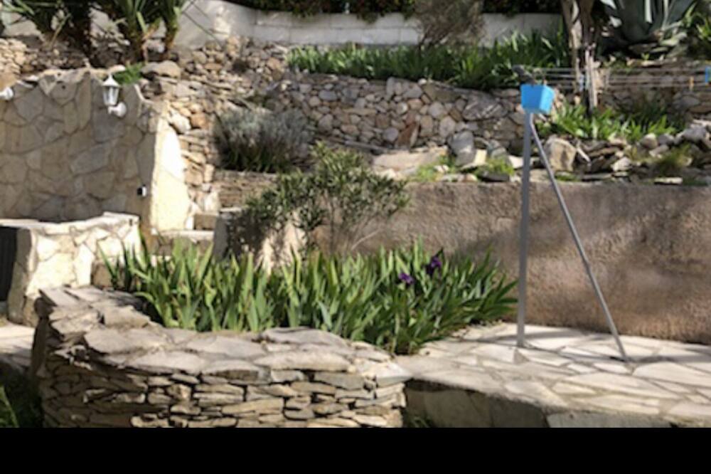 Photo of Others in Cuges-les-Pins