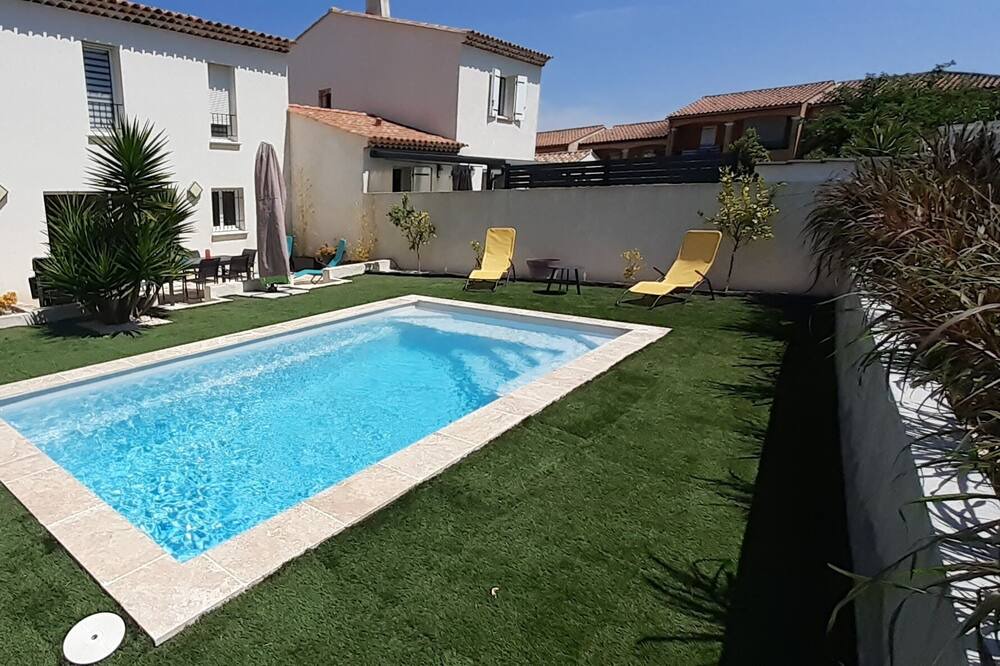 Photo of Outdoor in La Crau
