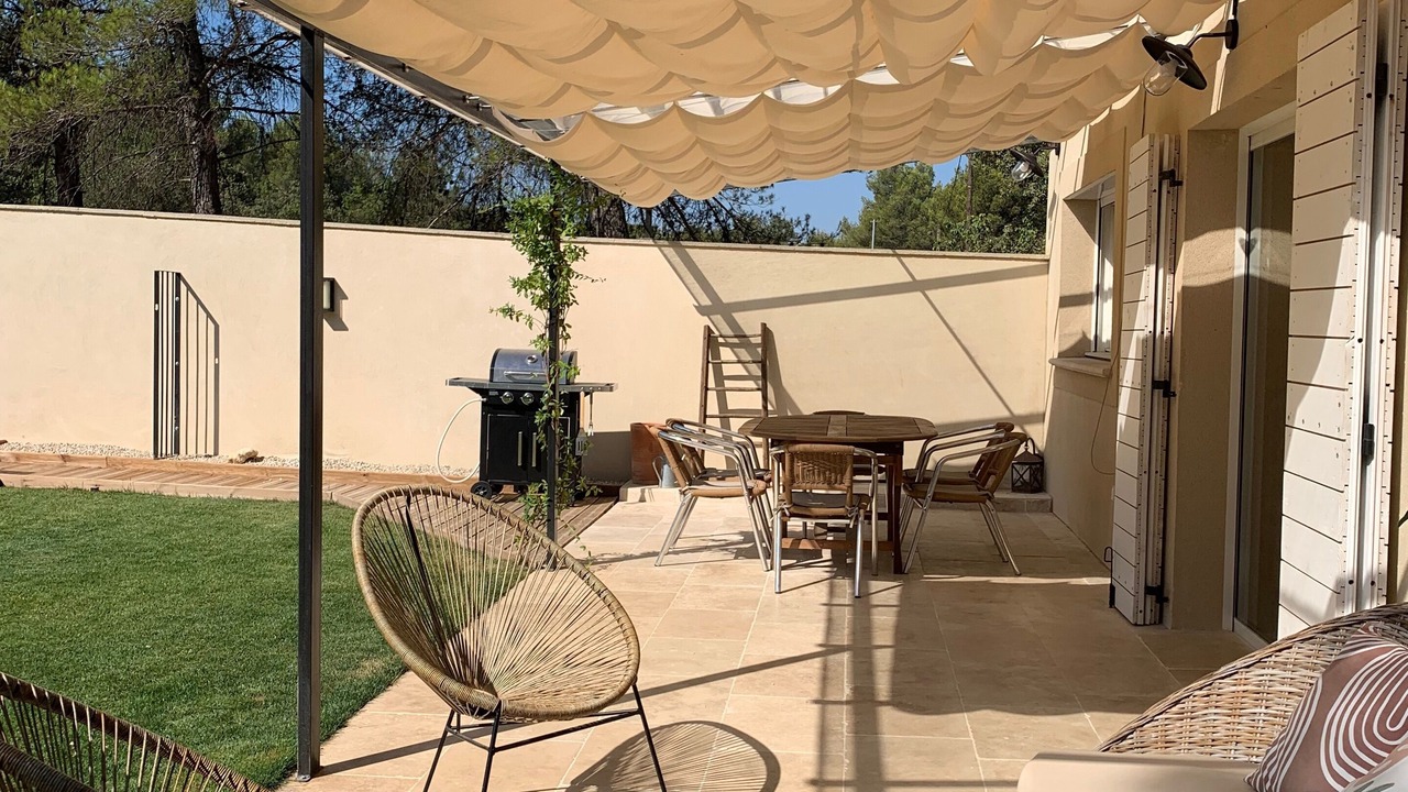 Photo of Patio Balcony in Cazan